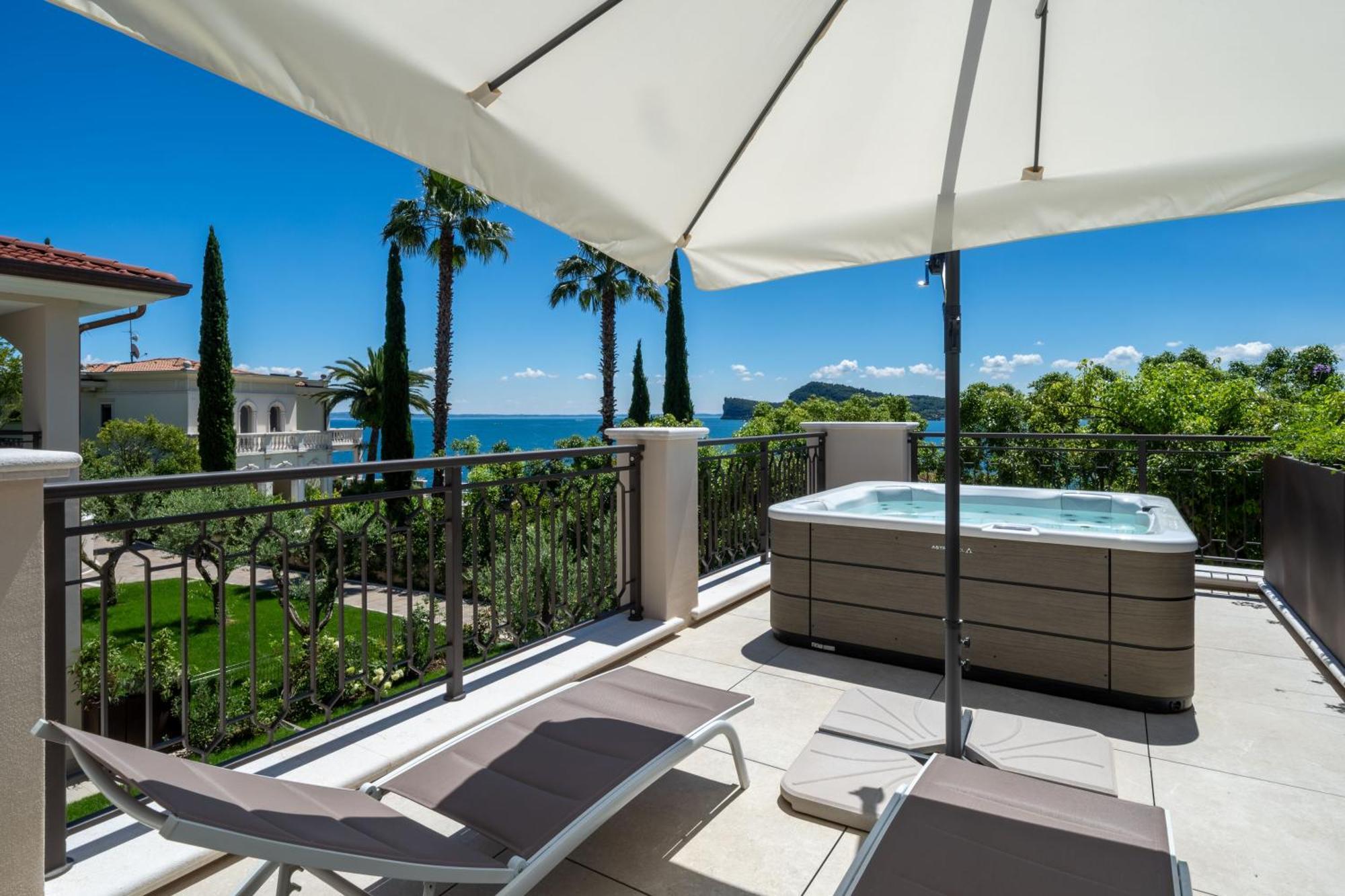 סן פליס דל בנאקו Villa Silvia Apartments מראה חיצוני תמונה
