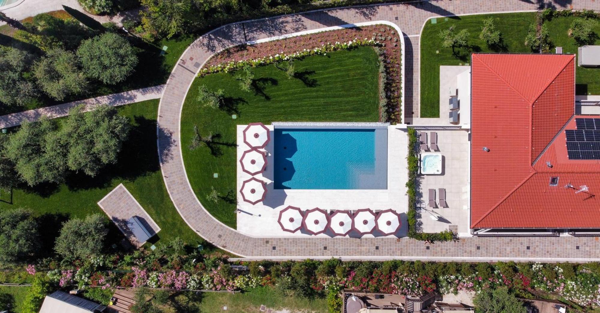 סן פליס דל בנאקו Villa Silvia Apartments מראה חיצוני תמונה