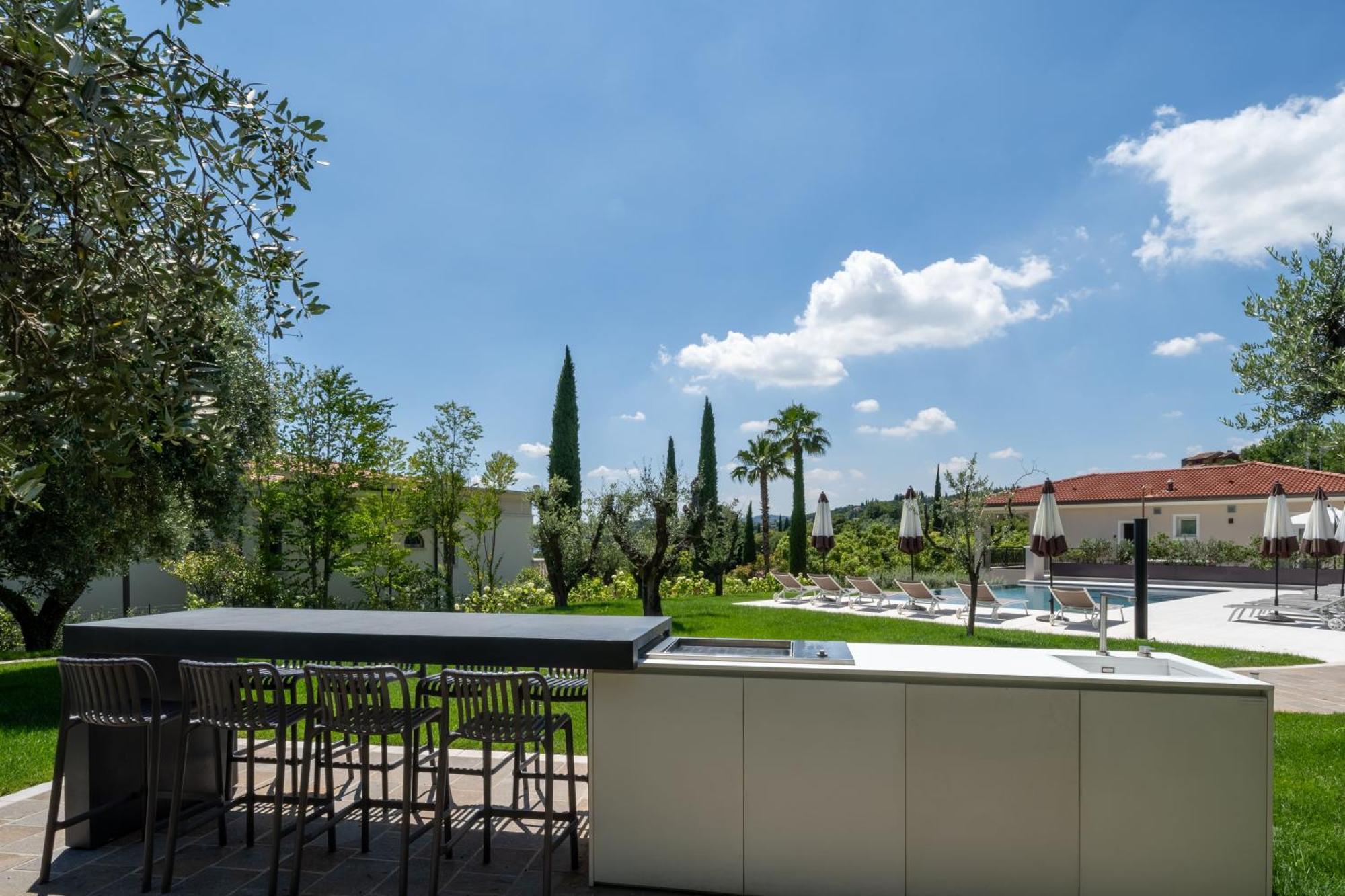 סן פליס דל בנאקו Villa Silvia Apartments מראה חיצוני תמונה