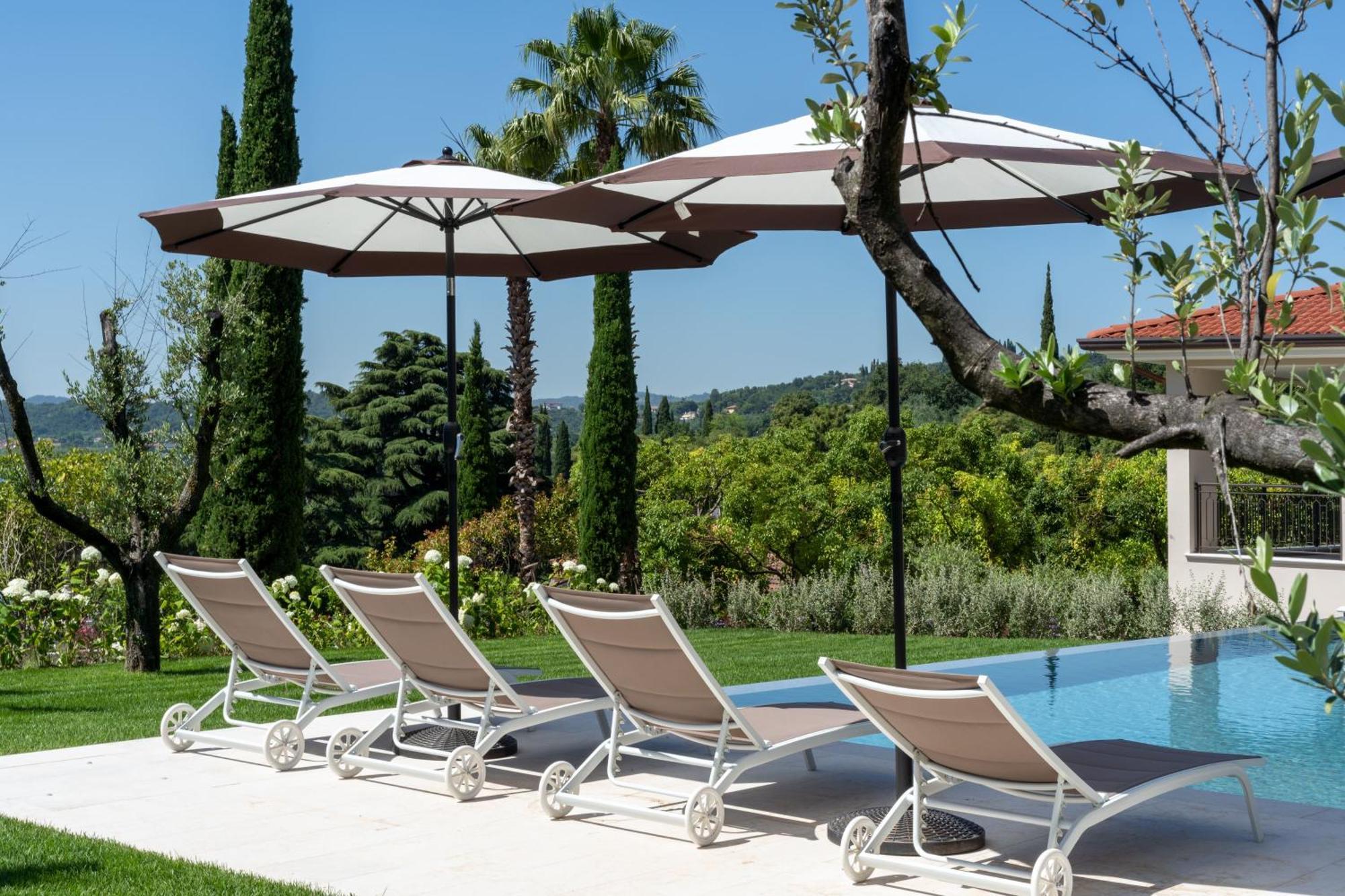 סן פליס דל בנאקו Villa Silvia Apartments מראה חיצוני תמונה